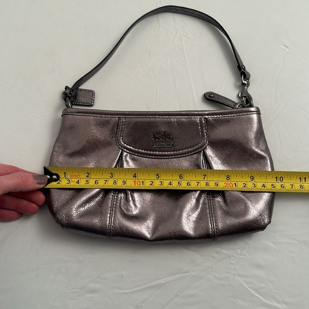 Coach Madison large metallic pewter leather wristlet or clutch evening bag - Picture 6 of 8